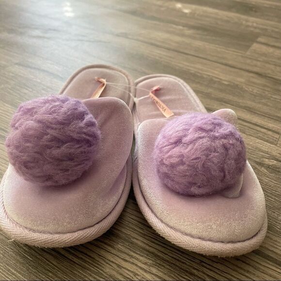 Victoria's Secret Pom Pom Lavender Lilac Slippers - Picture 4 of 8